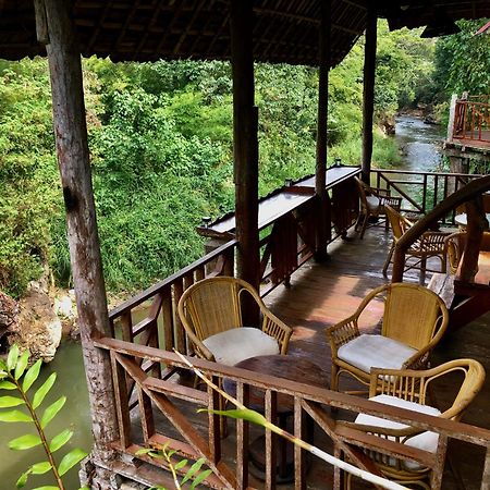 Aerie Lodge Pang Mapha Екстериор снимка