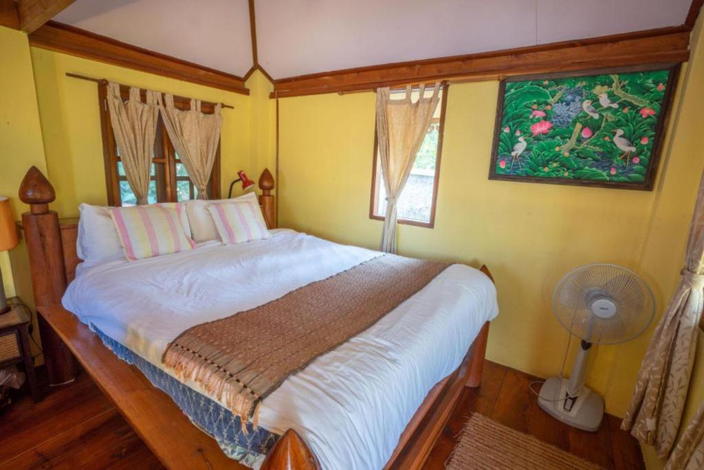Aerie Lodge Pang Mapha Екстериор снимка
