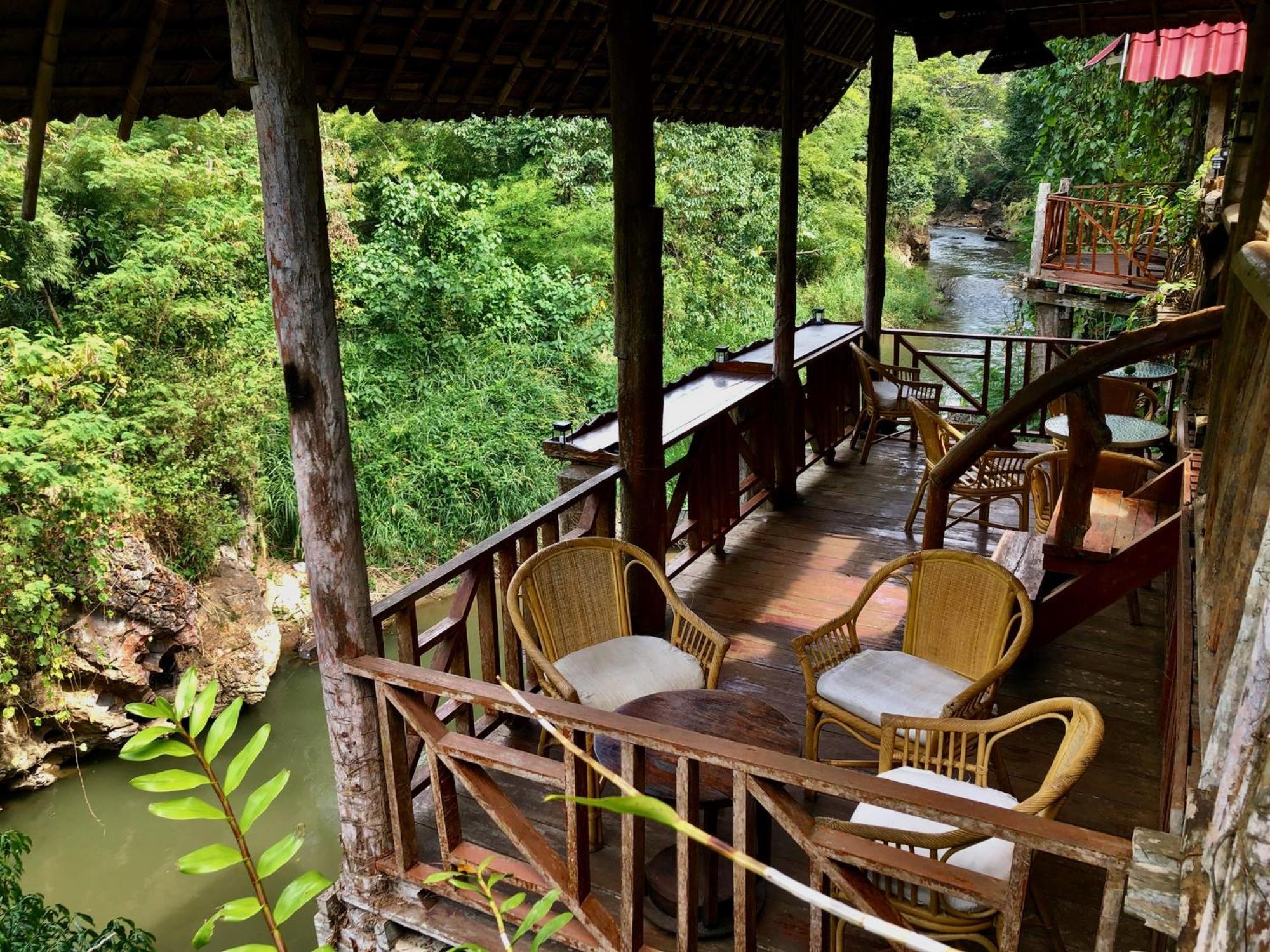 Aerie Lodge Pang Mapha Екстериор снимка